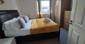 Business & Leisure City Centre 2 Bed En-suite Apartment with free parking and Netflix